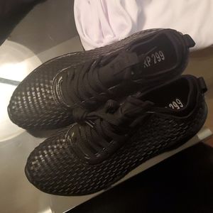 Women's New All Black Athletic wear Sneakers 8-9